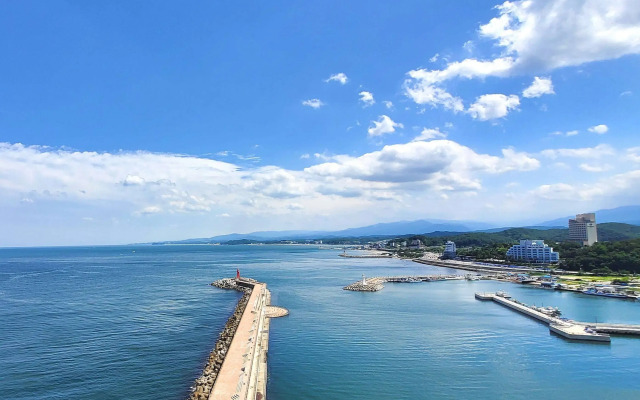 Ramada Sokcho Hotel