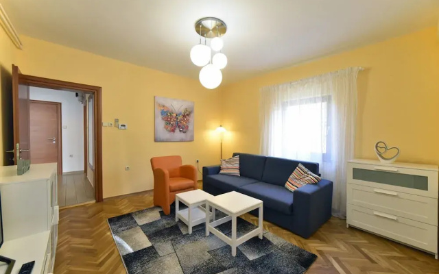 Apartment Ana