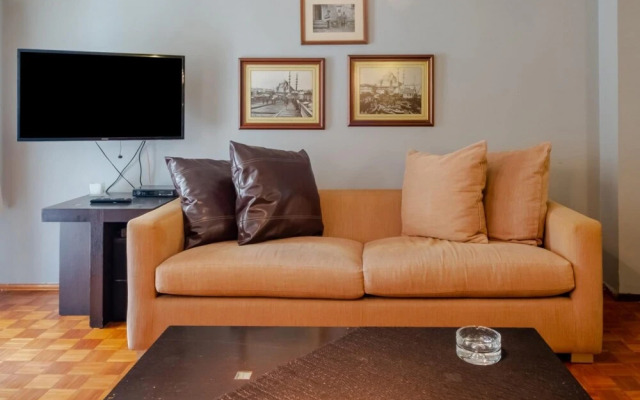 Lovely Flat Near Popular Attractions in Kadikoy