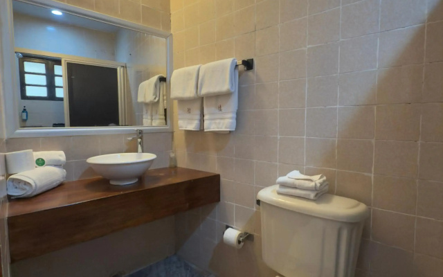 Hotel Embajadoras