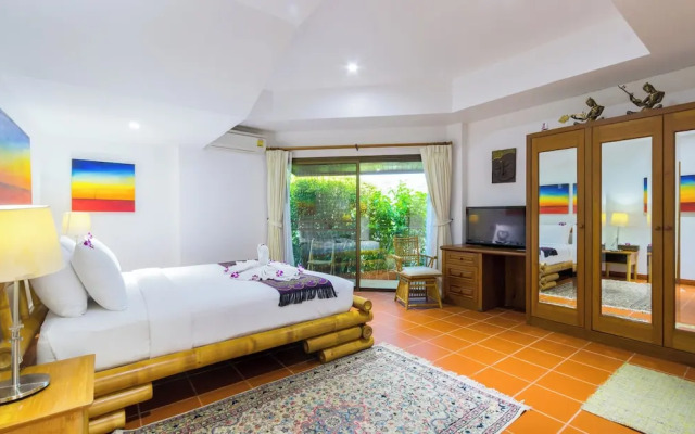 Luxury Four Bed Villa Jasmine, Infinity Pool, Full Staff , Chef and Breakfasts