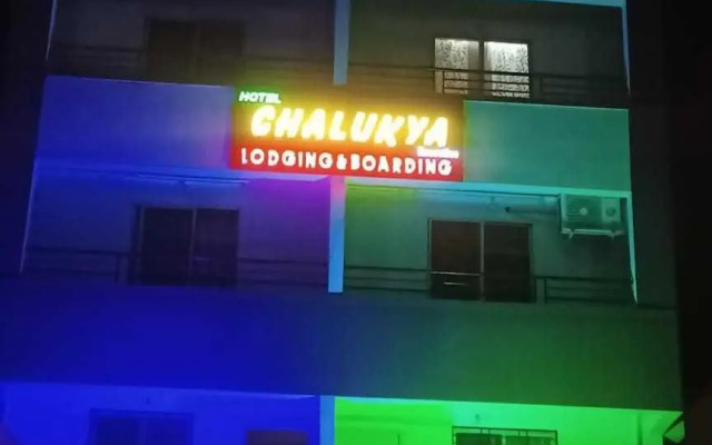 OYO Flagship 91800 Hotel Chalukya Executive