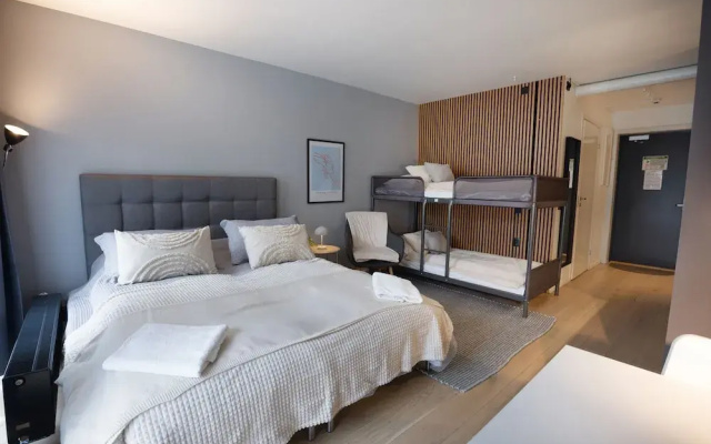 Hoom Home & Hotel