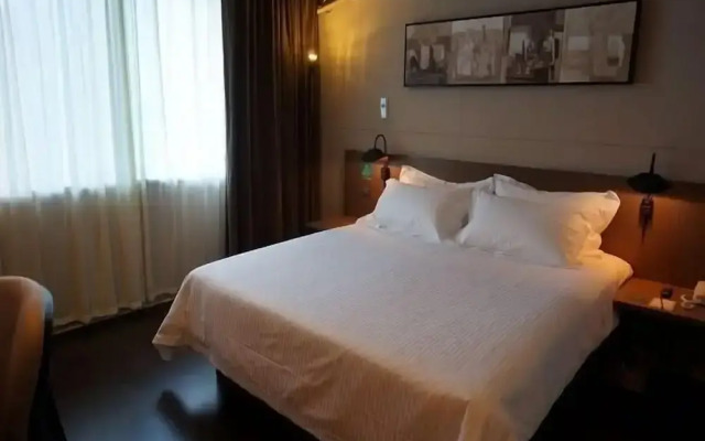 Jinjiang Inn Naning Chaoyang Square Renmin Park