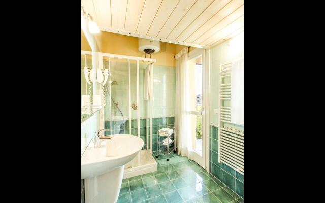 Cozy Holiday Home in Lombardy with Swimming Pool