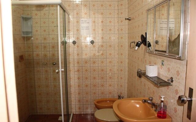 Oceanic Hostel