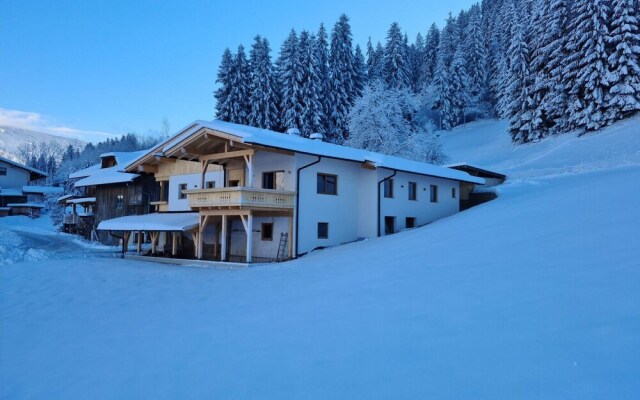 Spacious Holiday Home Near ski Area