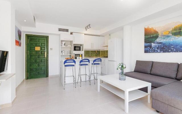 Casita En Pedregalejo Con Terraza 19B