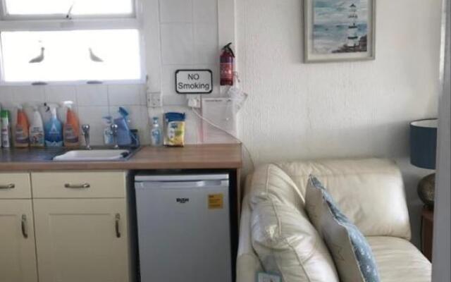 The Sun Trap @ Bridlington's Bed & Bowl Beach Breaks