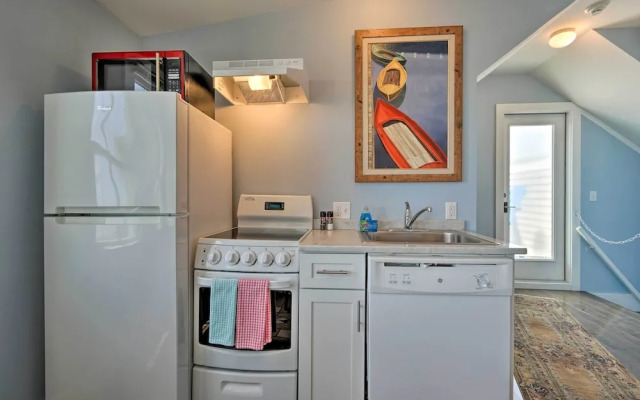 Splendid Provincetown Penthouse Apartment w/ Deck!