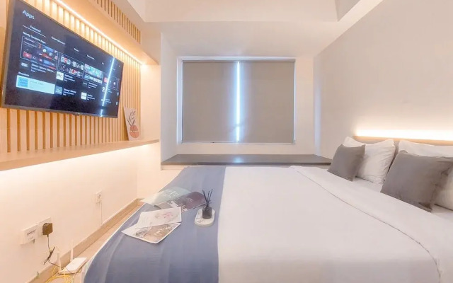 Cozy And Well Furnished Studio Collins Boulevard Apartment