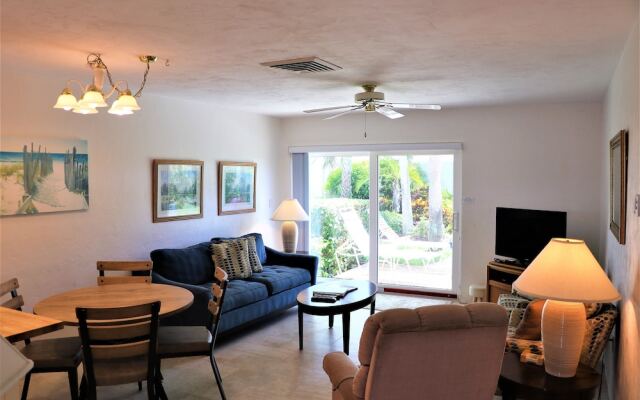 Jamaica Royale 088 - 2 Br Condo