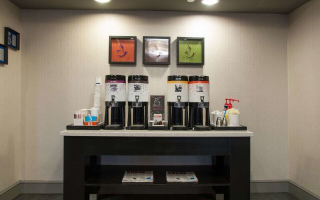 Hampton Inn Stafford/Quantico & Conference Center