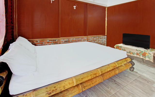 Hotel O Samalas Syariah Homestay Near SDN TANAK BEAK – Guest Rooms – Pringgarata