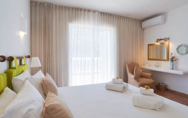 Villa in Albufeira With Private Pool