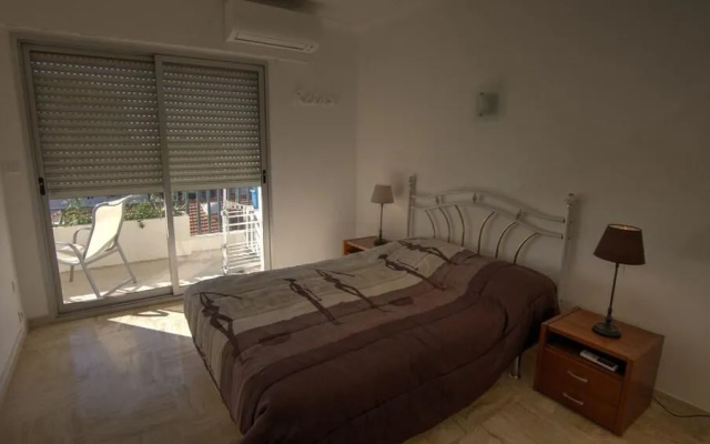 T2 3 étoiles vue mer et montagne PKG - Hotel in 戛纳 - Photo 3