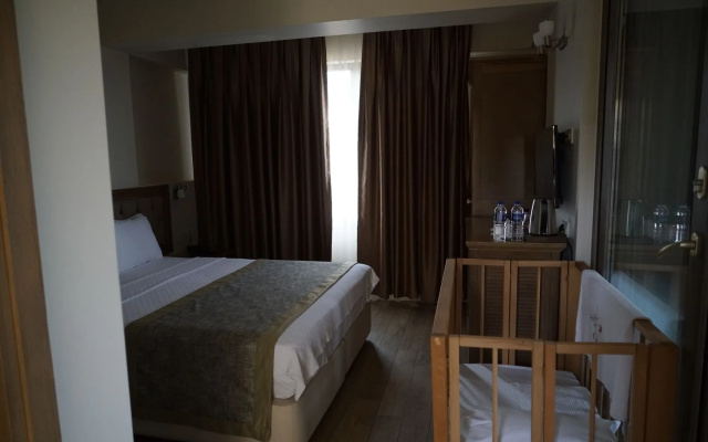 Cinarli Kasri Hotel