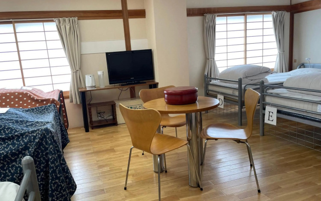 Kawaguchiko Station Inn – Guest Rooms – Kawaguchiko