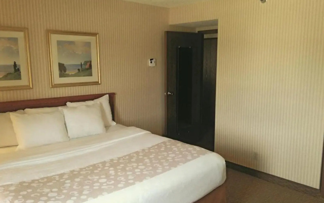 La Quinta Inn Detroit Southgate 1024