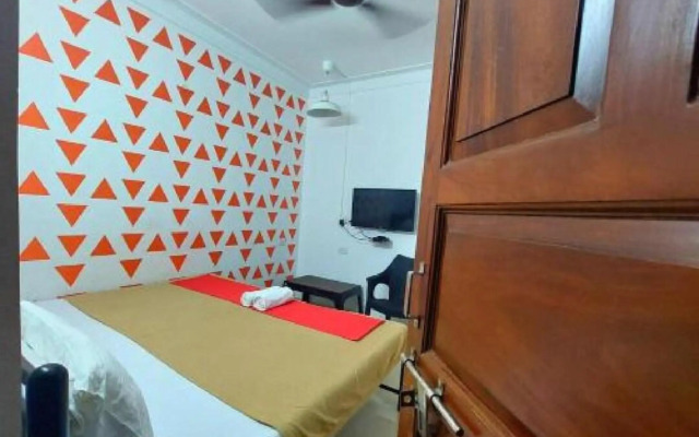 OYO 19831 Crystal Holiday Homes