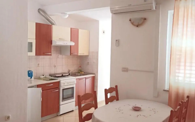 Apartments by the sea Podgora, Makarska - 2593