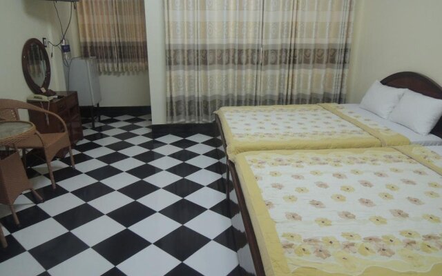 Hong Yen Hotel