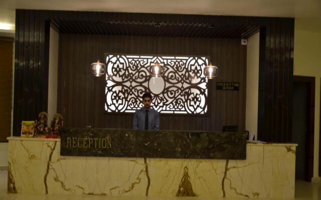 Tulip Tree Hotel