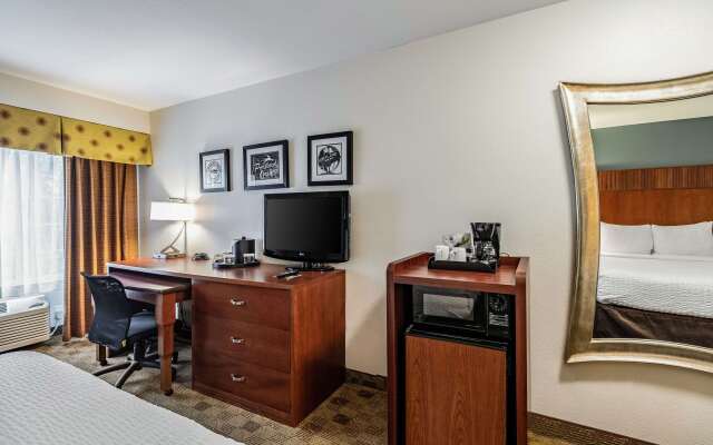 Clarion Hotel Portland Airport
