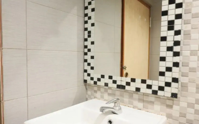 OYO 92988 City Room
