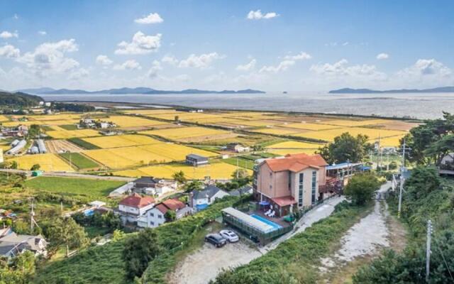 Gureumdari Pension