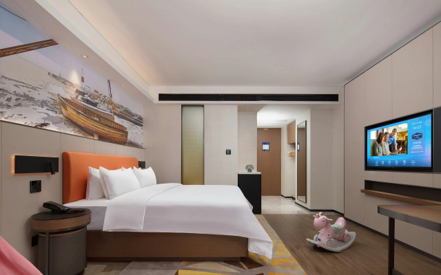 Hampton by Hilton Qionghai Railway Station