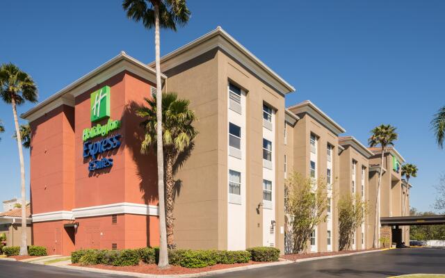 Holiday Inn Express & Suites Orlando International Airport