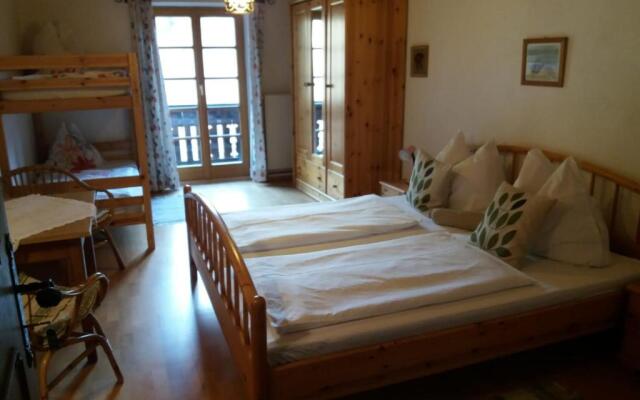 Köstlhof, Familie Hassler