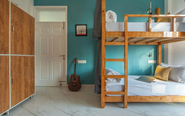 The Social Stays Bir Formerly Artbuzz