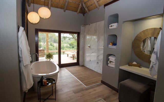 Simbambili Game Lodge