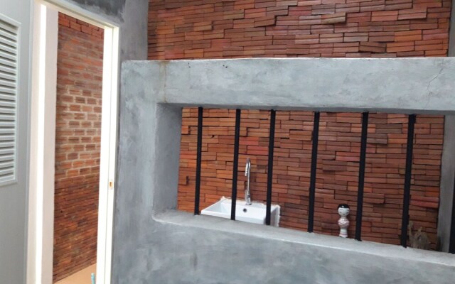 Baan Hotelier Resort