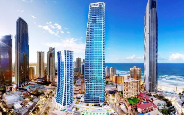 H Luxury Residence Apartments - HP Surfers Paradise