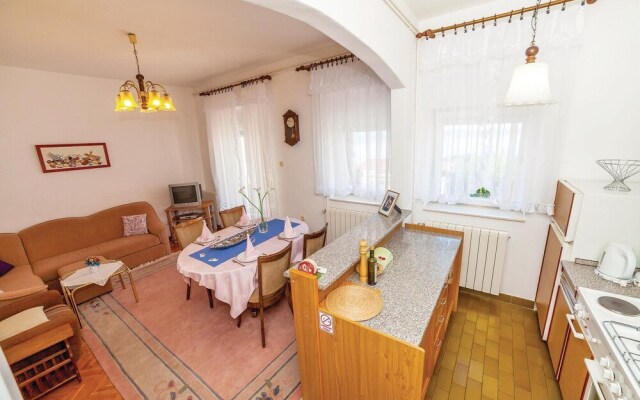 Awesome Home in Dramalj With Wifi and 2 Bedrooms