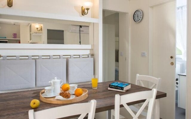 Mobile Homes - Port 9 Camping