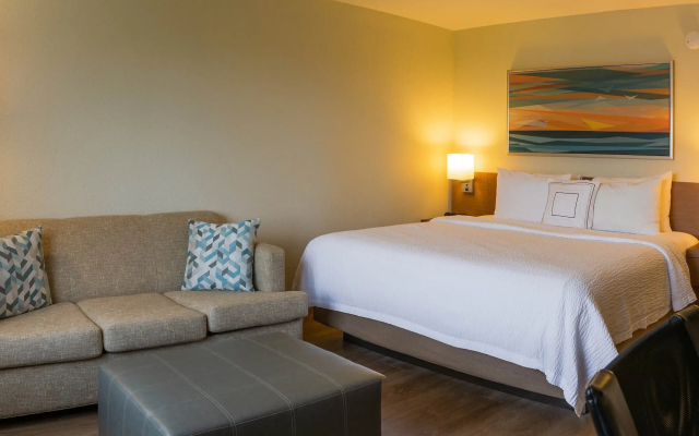 Courtyard by Marriott - Naples