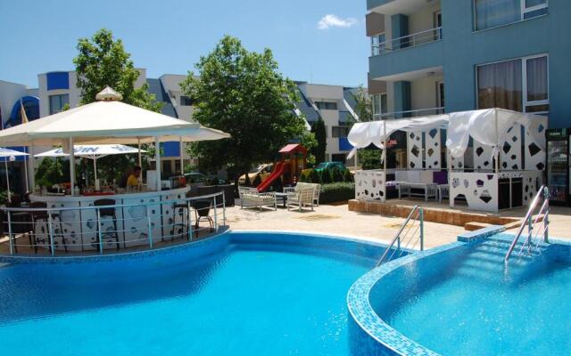 Sineva Del Sol Apartments