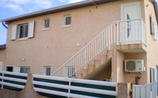 Apartment With 2 Bedrooms in Le Tampon, With Wonderful sea View, Furni