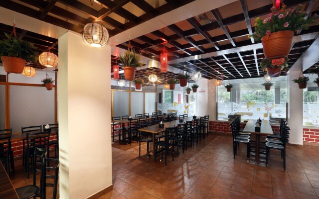 White House Beach Resort by OYO Rooms