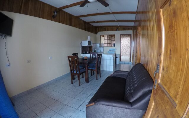 Apartamentos QR La Fortuna - Adults Only