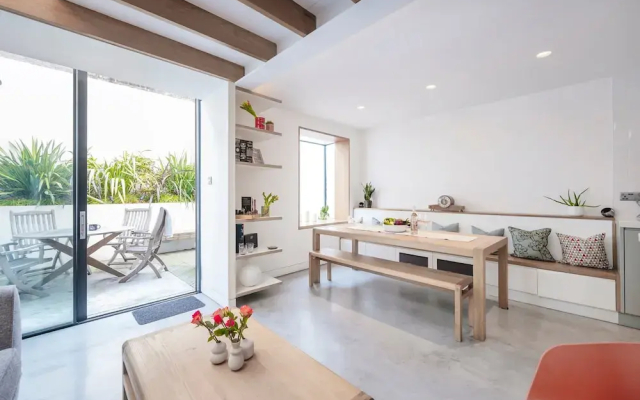 The Portobello Star - by Out of Office Lifestyle