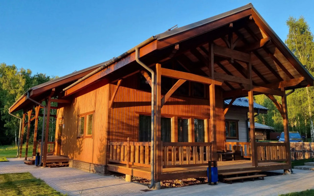 Дом В1 на базе отдыха Новинки Парк