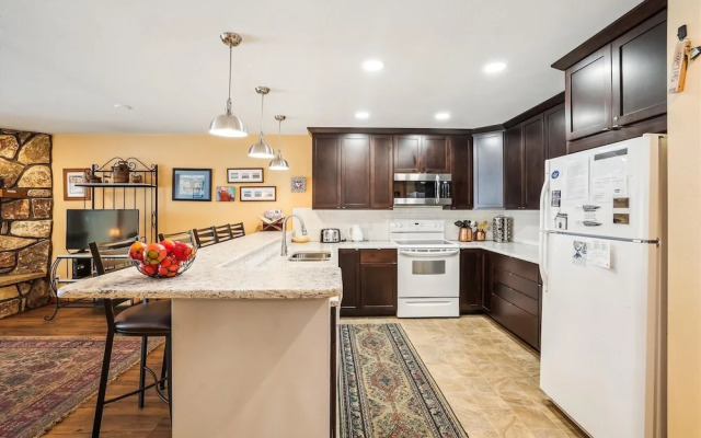 Atrium 005 1 Bedroom Condo