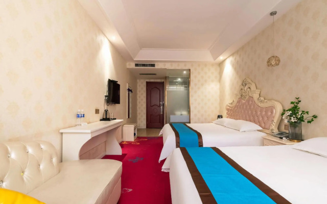 Qingluan Holiday Hotel