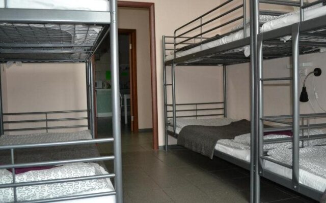 Hostel na Vologodskoi (former Teremok)