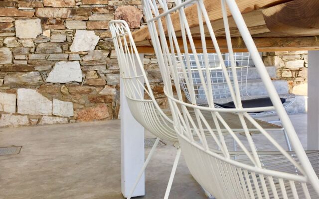 Another Island & Island White Antiparos